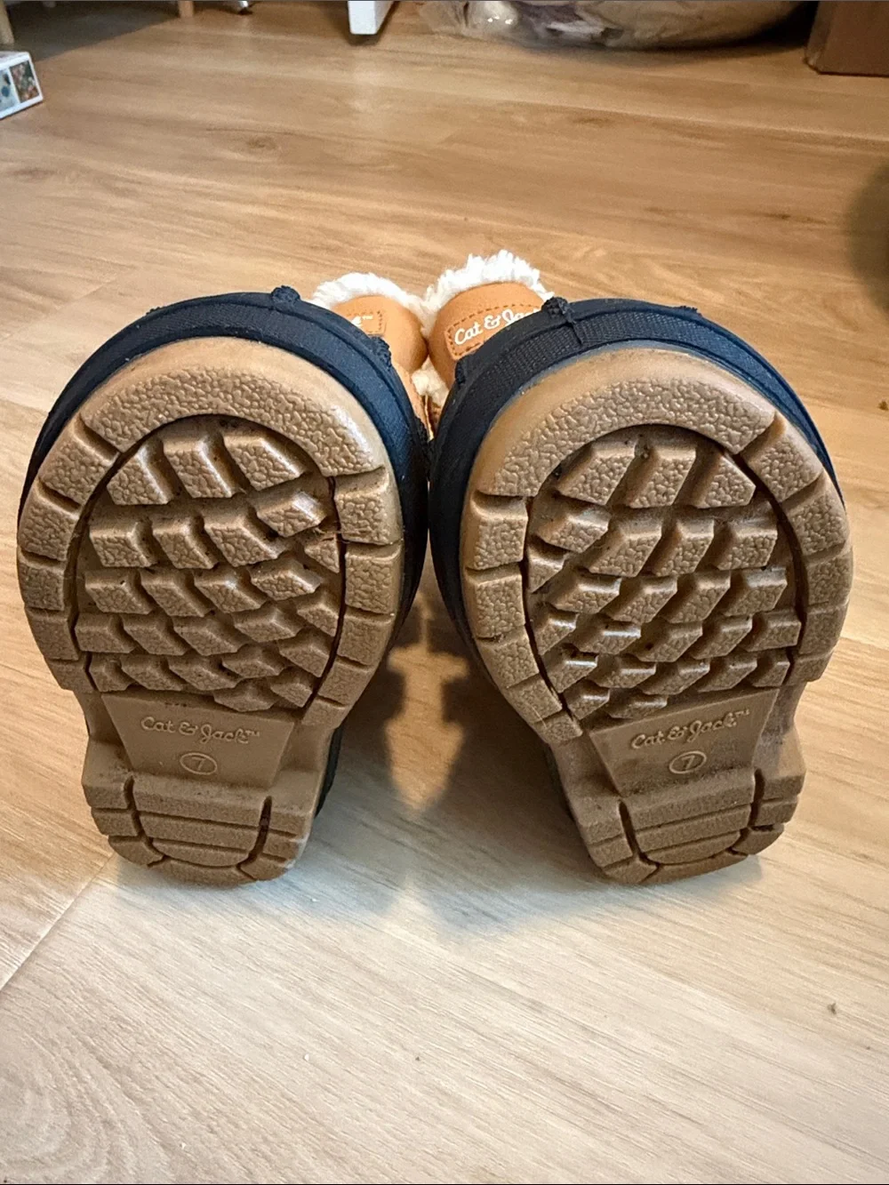 Cat & Jack Tan and Black Kids Winter Mittens-Style Boots